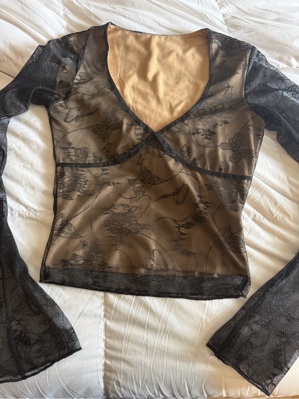 🦋I.AM.GIA Black Sheer Floral & Butterfly Lace Long-Sleeve Top